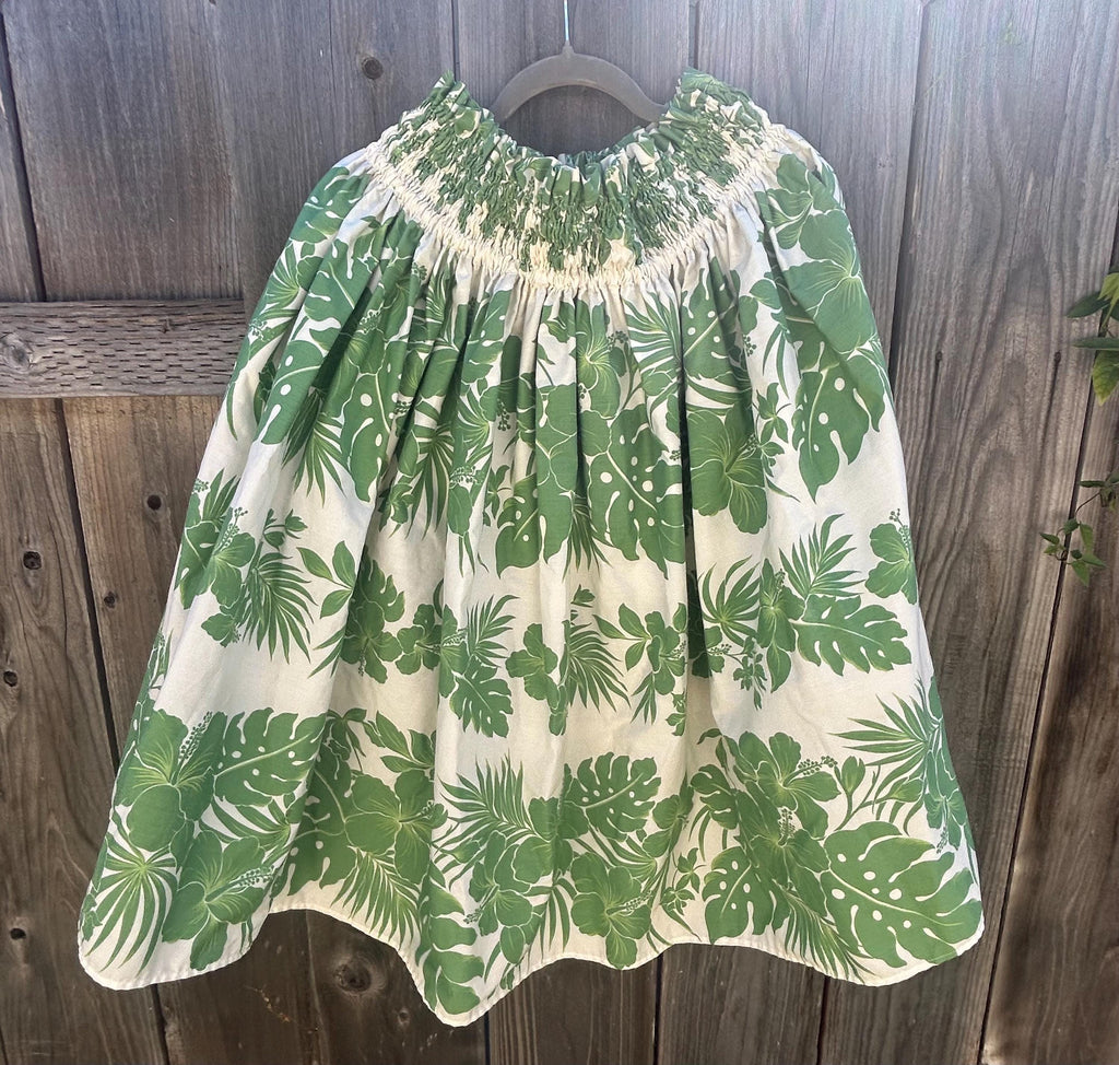Vintage/Boutique Hawaiian Hula Paʻu Skirt – Green and White