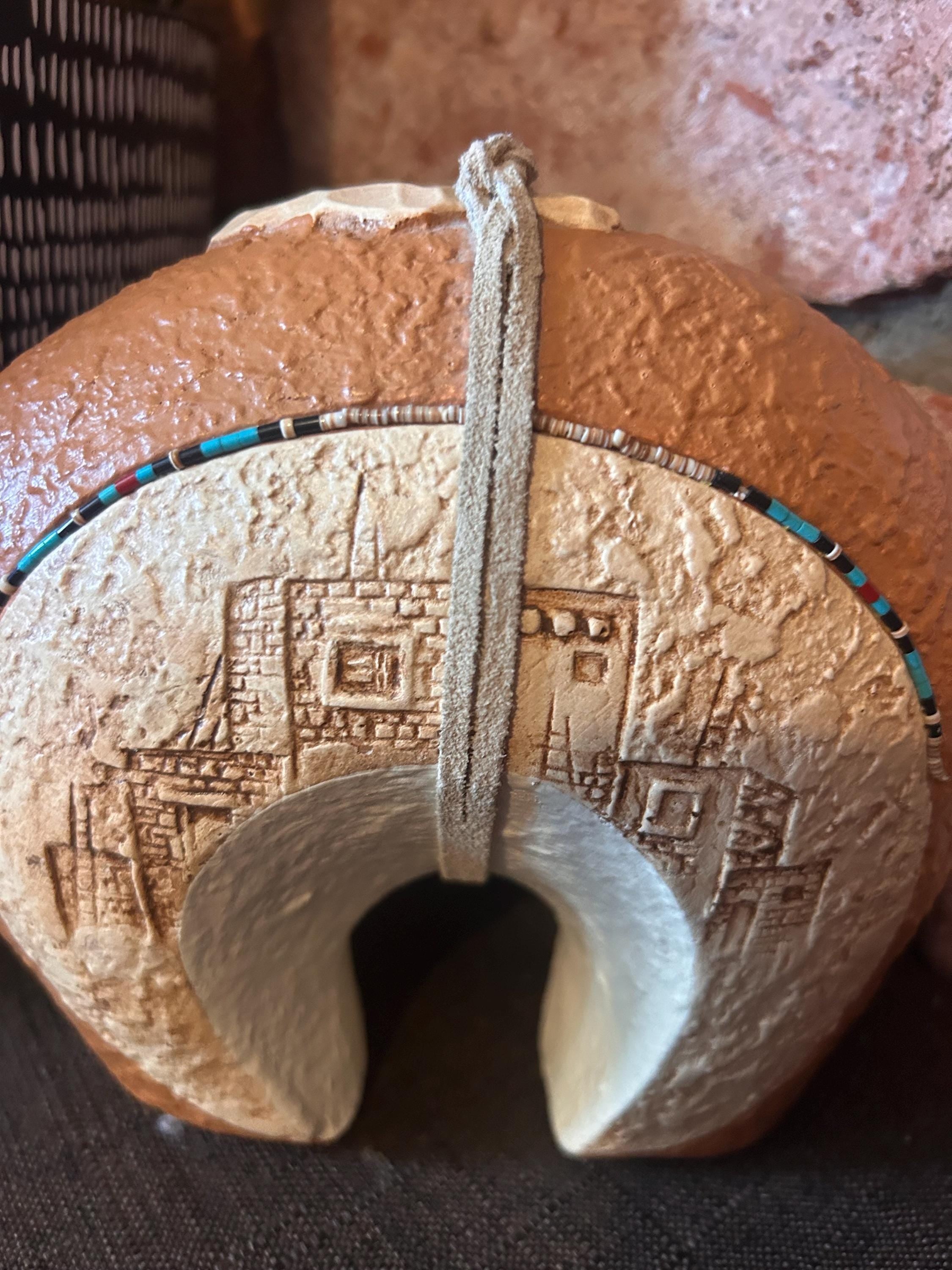 Zuni Fetish-Native American BEAR Heavy Handcrafted Pottery Signed Jobeth Maize