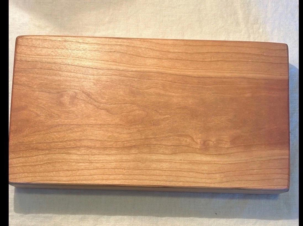 Cheese/charcuterie board - Cherry wood, shell, turquoise and resin