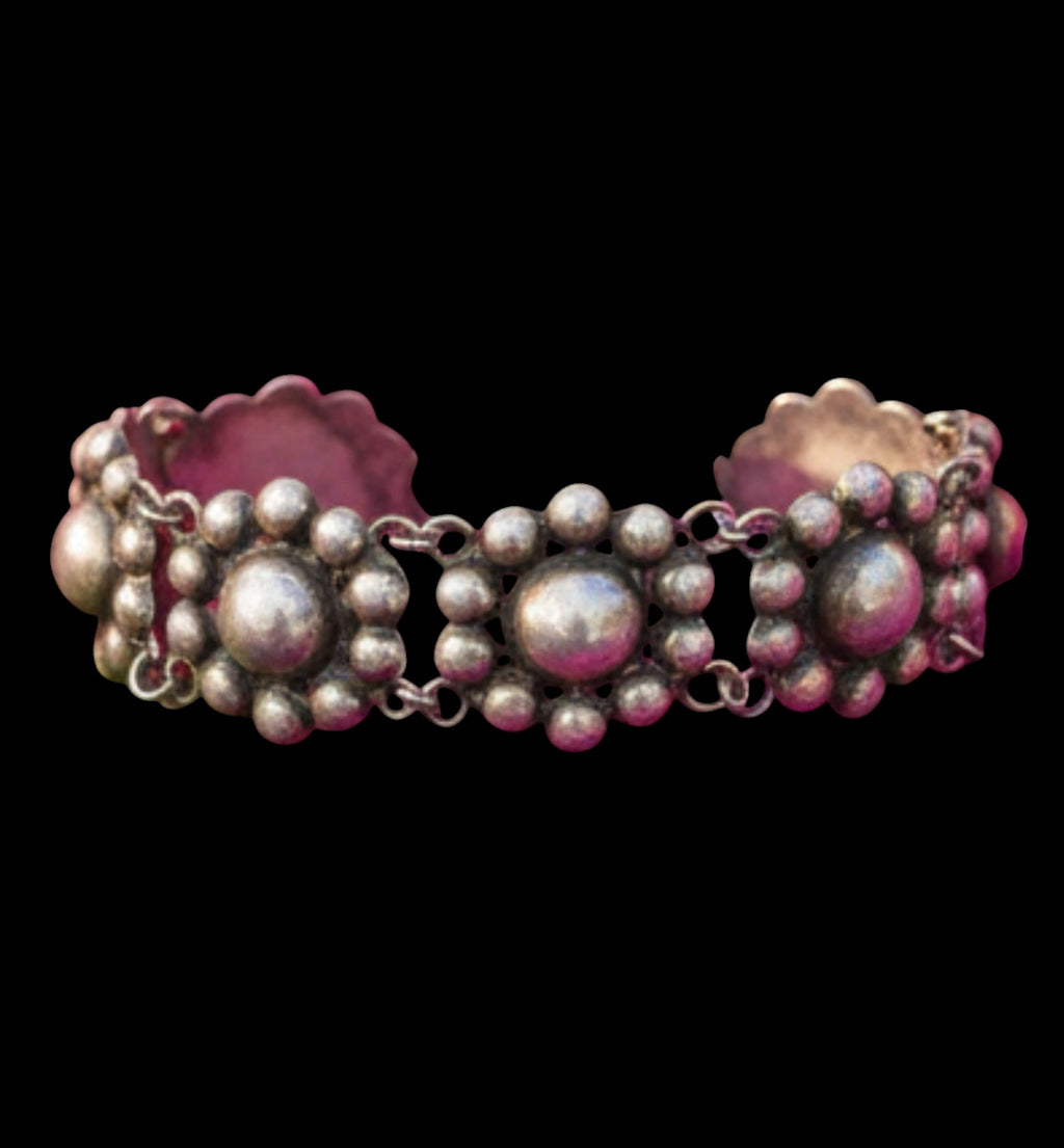 Archival 1930s Taxco .980 Fine Silver Beaded Dome Panel Bracelet