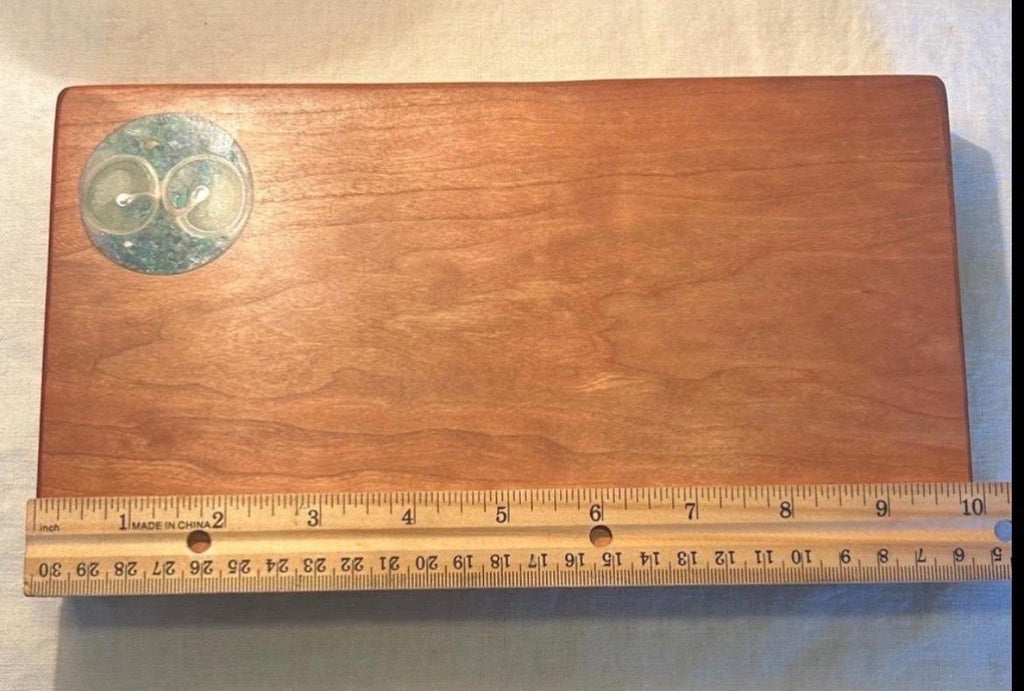 Cheese/charcuterie board - Cherry wood, shell, turquoise and resin