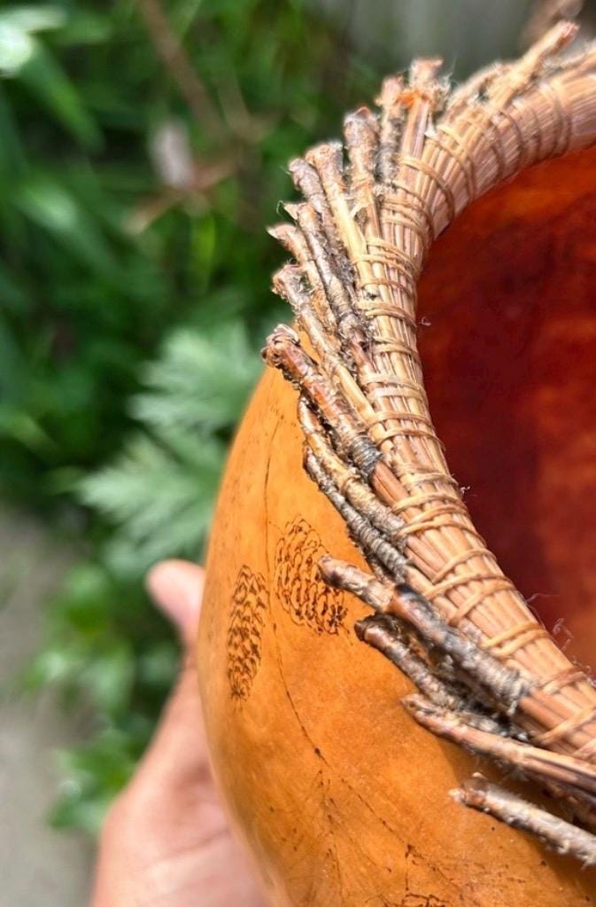 Vintage Pine Needle Gourd Basket – Pyrography Pinecone Motif, Southwestern Fiber Art