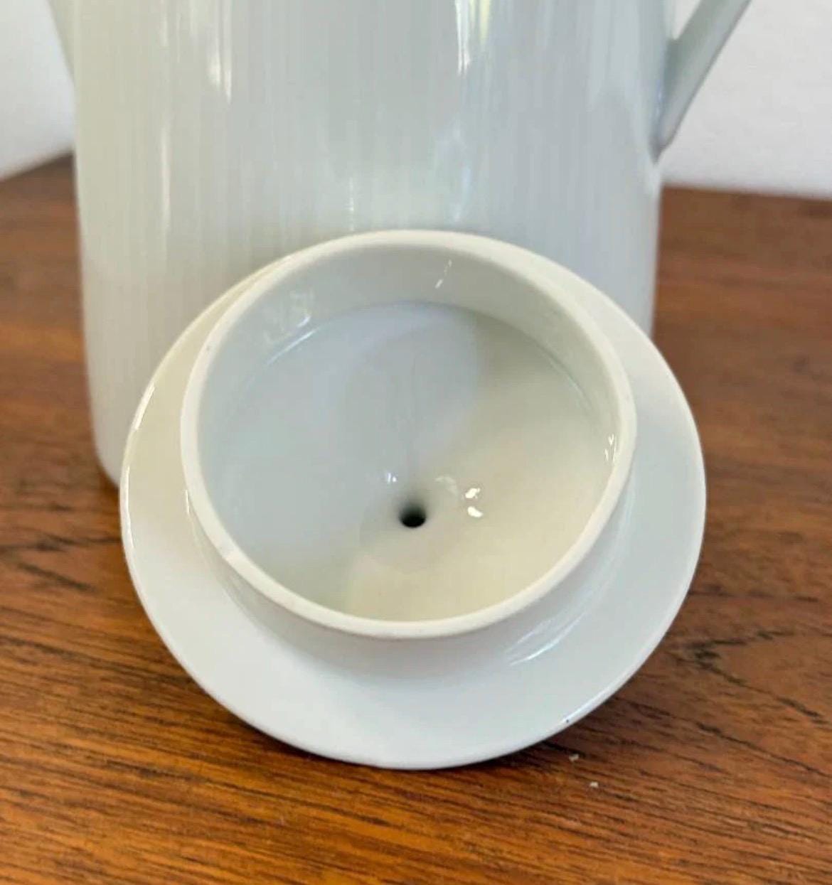 Vintage Seltmann Weiden Bavaria Coffee Pot, Monika White Ribbed Porcelain Teapot, Mid Century Modern German Dinnerware, 9 Inch MCM