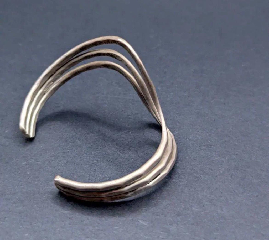 Vintage GERALD STINN Modernist STERLING Silver Triple Wave Cuff Bracelet 23.6g