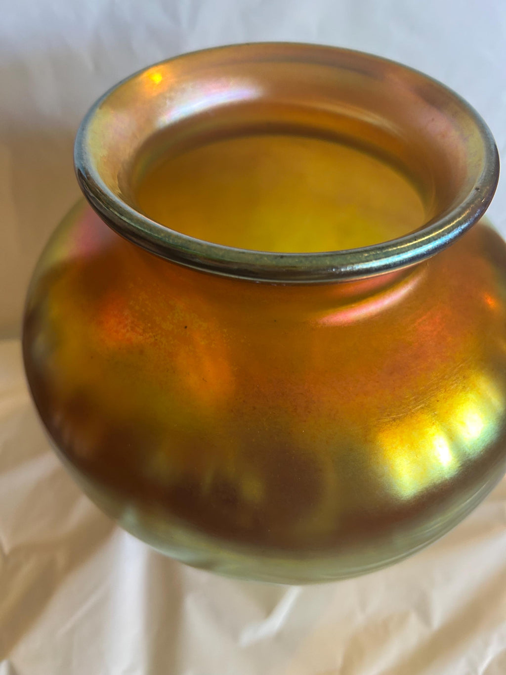 Antique Steuben Gold Aurene Art Glass Vase Shape 2683 Signed Frederick Carder c 1910, 8 Inch Iridescent Gold Favrile Glass Swollen Shoulder