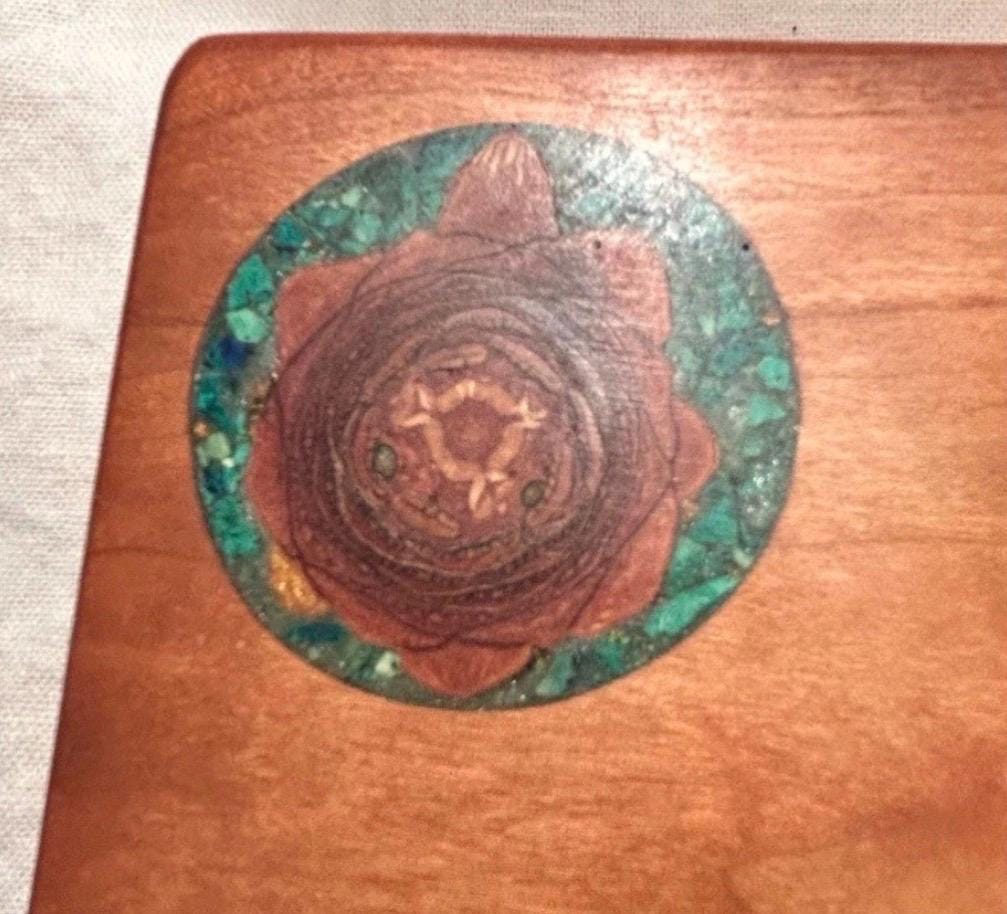 Cheese/charcuterie board - Cherry wood, turquoise and resin
