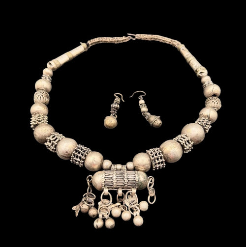 Antique Yemeni Bedouin Silver Hirz Amulet Jewelry Set — World Traveler Estate Find
