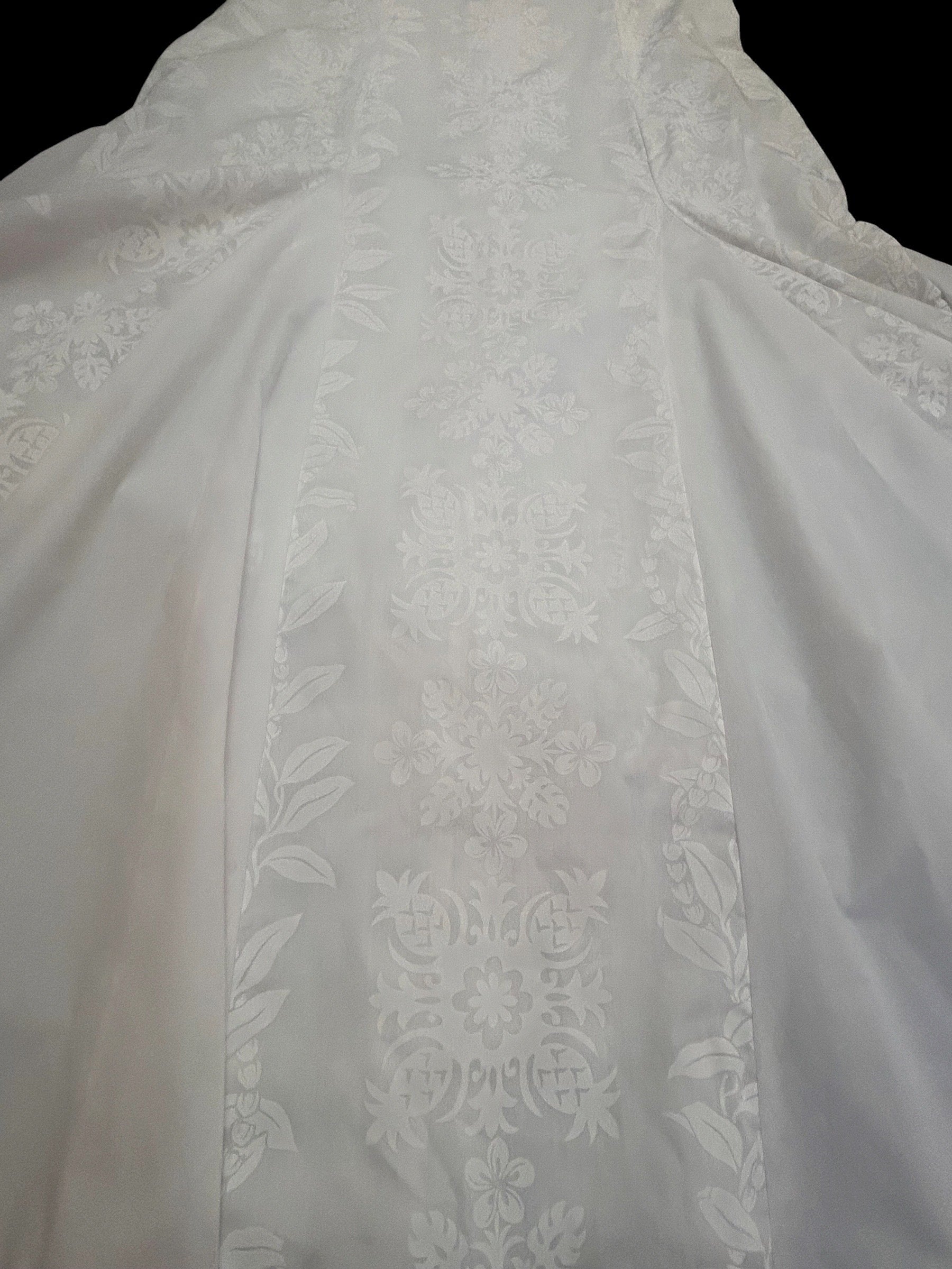 Vintage T&L Muumuu Factory White Hawaiian Dress Tiered Ruffle Sleeve 7/8