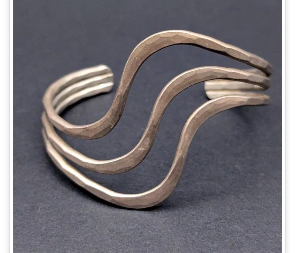 Vintage GERALD STINN Modernist STERLING Silver Triple Wave Cuff Bracelet 23.6g