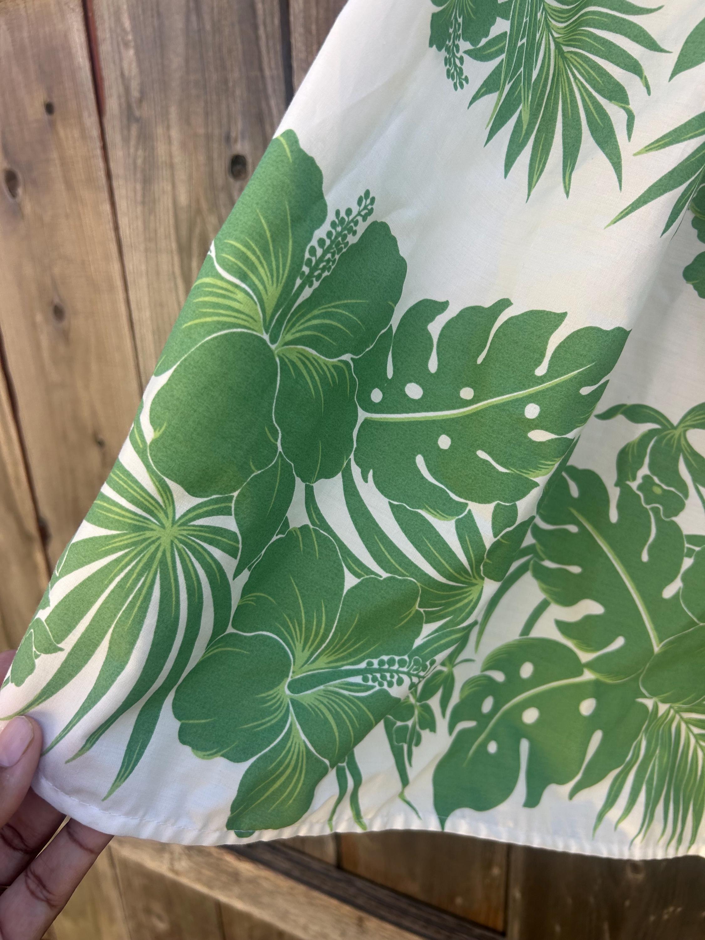Vintage/Boutique Hawaiian Hula Paʻu Skirt – Green and White
