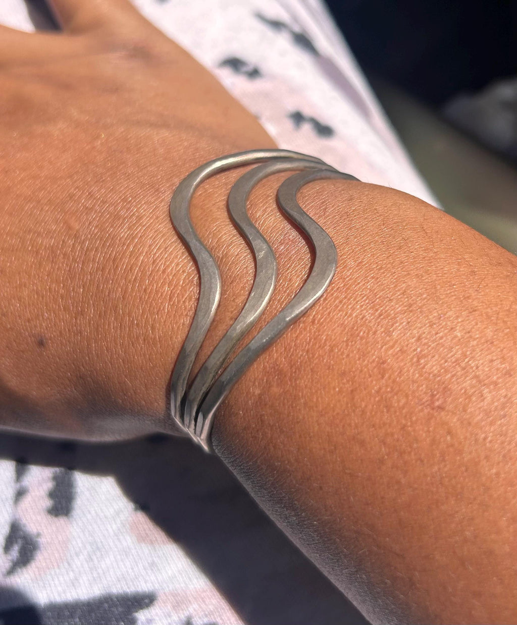 Vintage GERALD STINN Modernist STERLING Silver Triple Wave Cuff Bracelet 23.6g