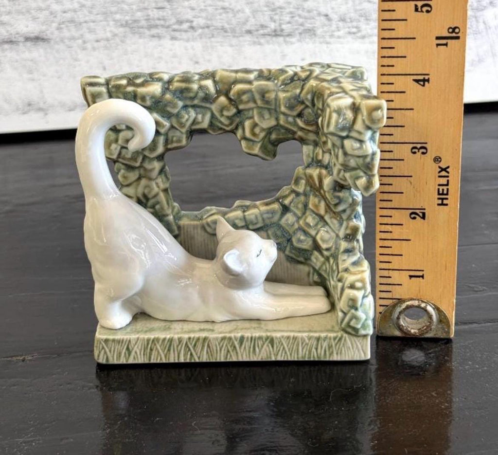 Vintage Lladro Kitten Porcelain Figurine, Green Stone Arbor (#8070)