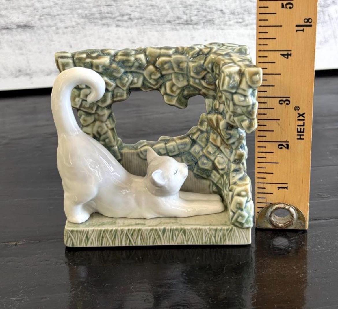 Vintage Lladro Kitten Porcelain Figurine, Green Stone Arbor (#8070)